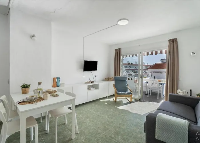 Ocean Breeze Penthouse Floritas Appartement Playa de las Américas