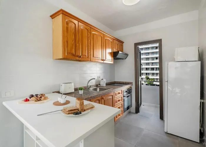 Ocean Breeze Penthouse Floritas Appartement *