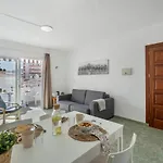 Ocean Breeze Penthouse Floritas